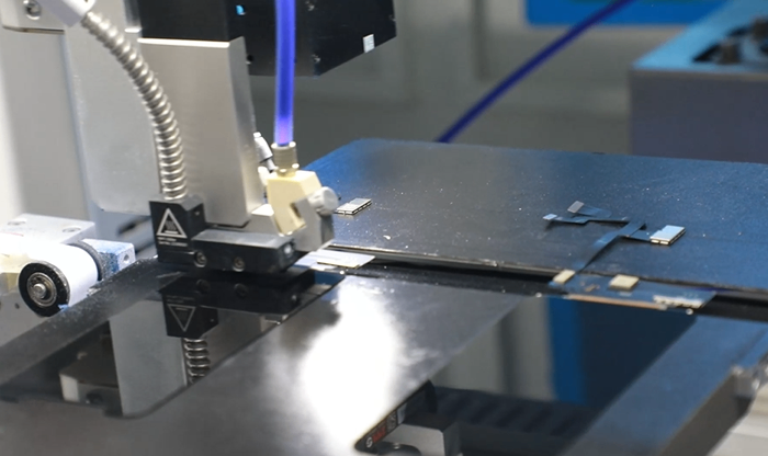 Precision bonding equipment working on display components